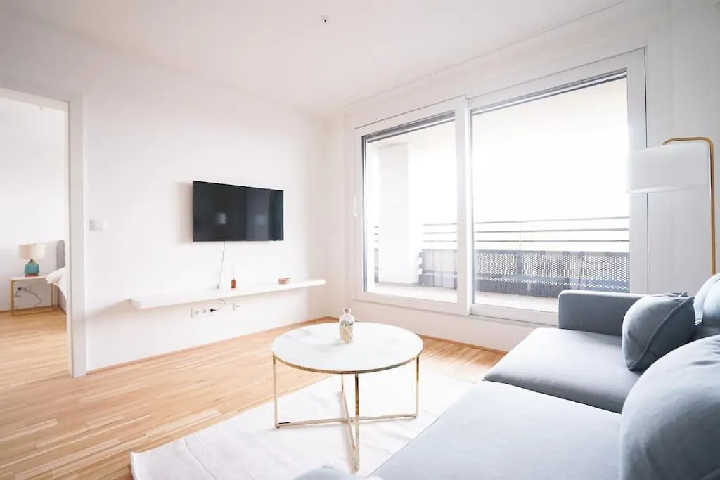 Bright & Wonderful Apartment At Oberlaa Therme Wiedeń