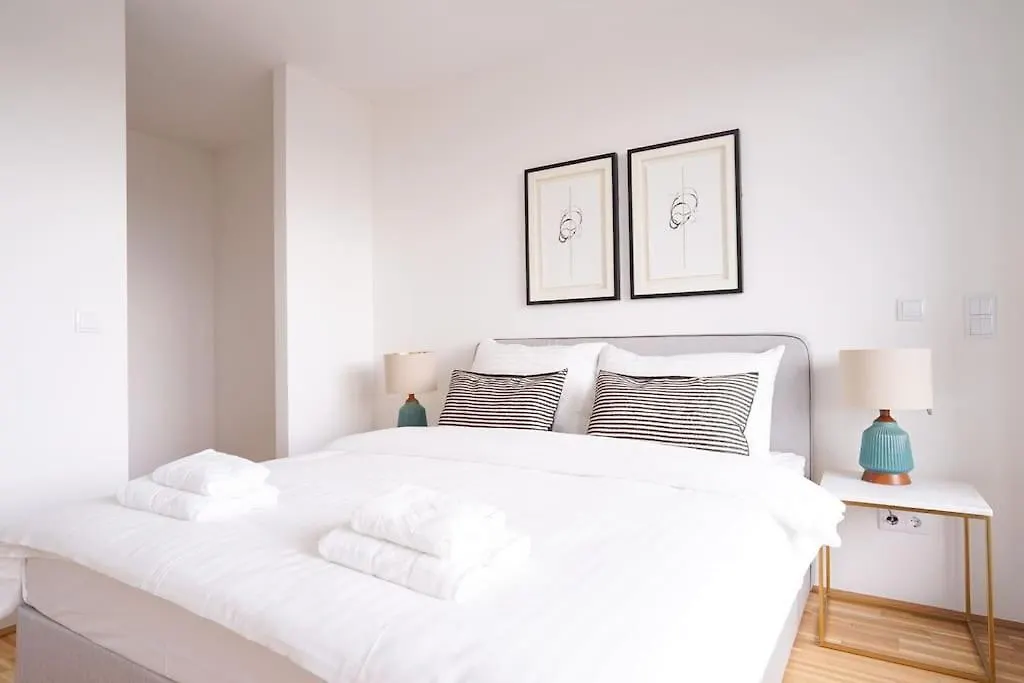 Bright & Wonderful Apartment At Oberlaa Therme Wiedeń 0*,